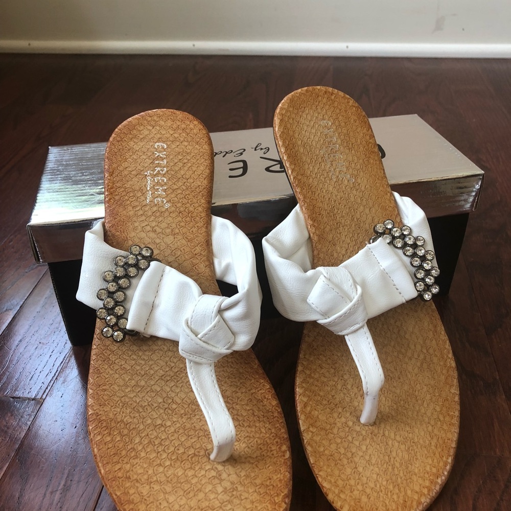 Extreme thong sandals